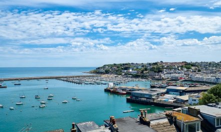 2 Bed in Brixham 1