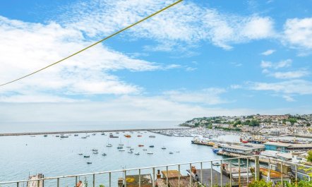 2 Bed in Brixham 1
