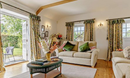 1 Bed in St Austell 2