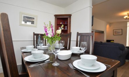 3 Bed in Bridport 6