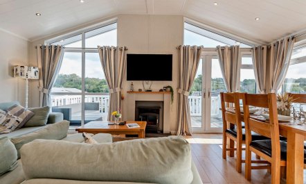 3 Bed in Stepaside 4