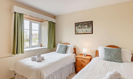 3 Bed in Plymouth 9