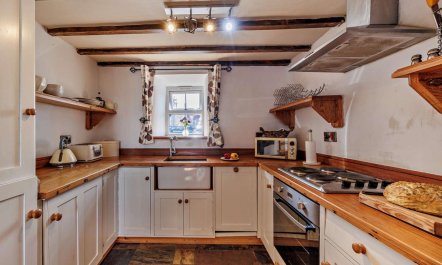 2 Bed in Betws-y-coed 4