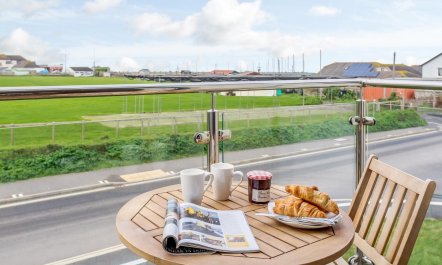 3 Bed in Westward Ho! 1