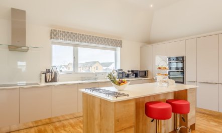 3 Bed in Westward Ho! 9