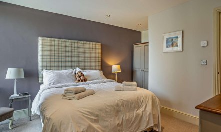 3 Bed in Haverfordwest 5