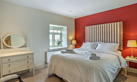 3 Bed in Haverfordwest 4