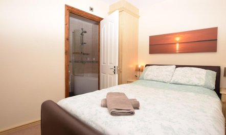 2 Bed in Aberystwyth 5