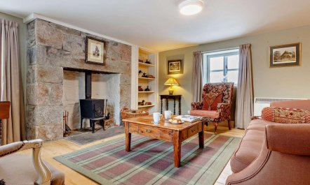 2 Bed in Nethy Bridge 1