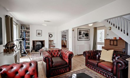 3 Bed in Rock 1