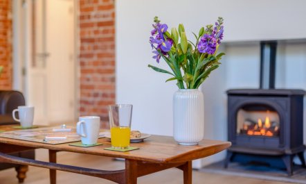 3 Bed in Freshwater 5