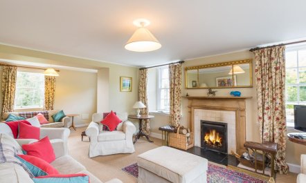 4 Bed in Jedburgh 1