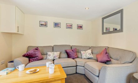 3 Bed in Torrington 3