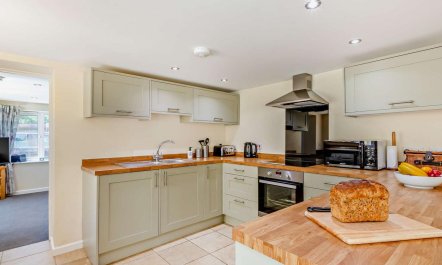 3 Bed in Torrington
