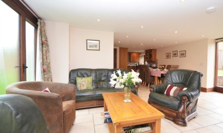 4 Bed in Watchet 4