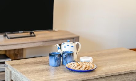 2 Bed in Blackwater 8