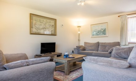 2 Bed in Blackwater 7