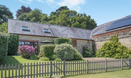 2 Bed in Blackwater