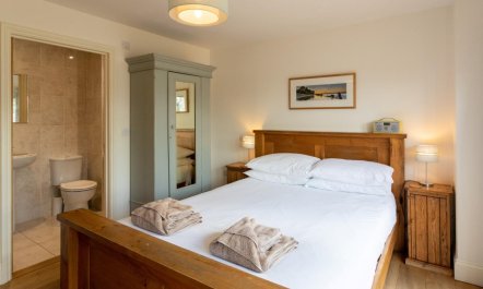4 Bed in Bembridge 9