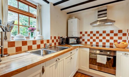 2 Bed in Appledore 2