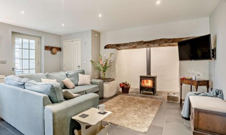 3 Bed in Haverfordwest 2