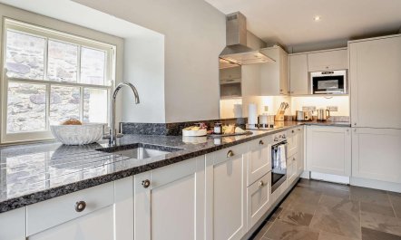 3 Bed in Haverfordwest 9