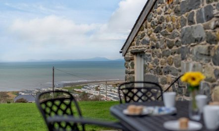 3 Bed in Llwyngwril 2