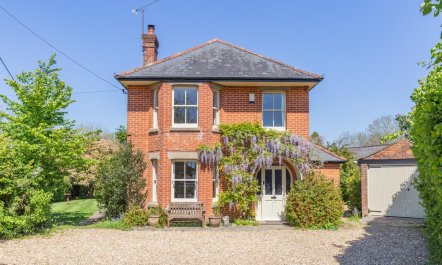 5 Bed in Fordingbridge