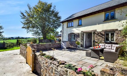 3 Bed in North Tawton