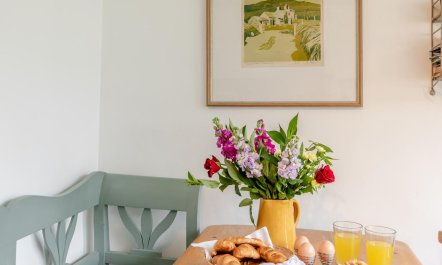 2 Bed in Pembroke 7