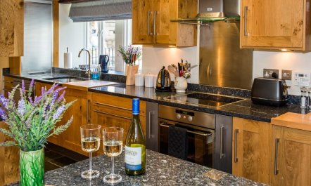 2 Bed in Litton 6