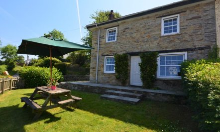 4 Bed in Lostwithiel 1