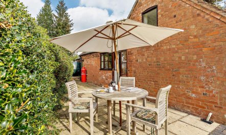 1 Bed in Stratford -upon- Avon 1