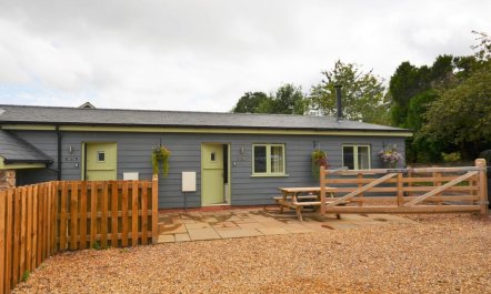 2 Bed in Pontypool