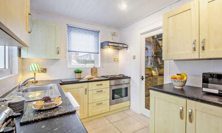 2 Bed in Seahouses 8