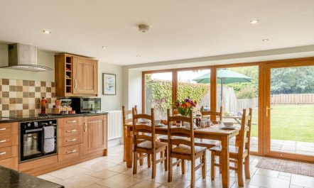 3 Bed in Newport 1