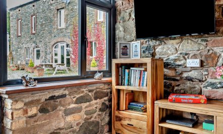 2 Bed in Bassenthwaite 2