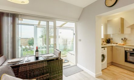 1 Bed in Worthing 3