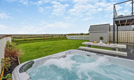 4 Bed in Bideford 1