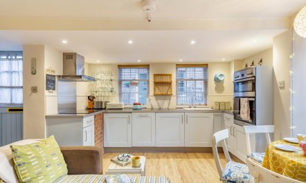 2 Bed in Polruan 7