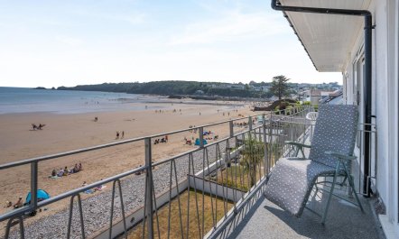 1 Bed in Saundersfoot 2