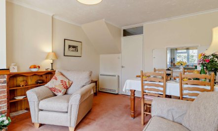 2 Bed in Cromer 4