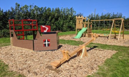 4 Bed in Holsworthy 2