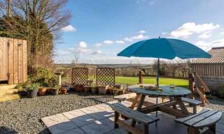 4 Bed in Holsworthy 1