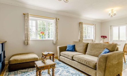 1 Bed in Aberdare 3