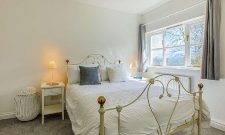 3 Bed in Lyme Regis 8