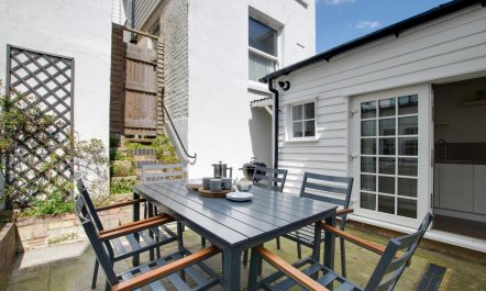 3 Bed in Folkestone 3