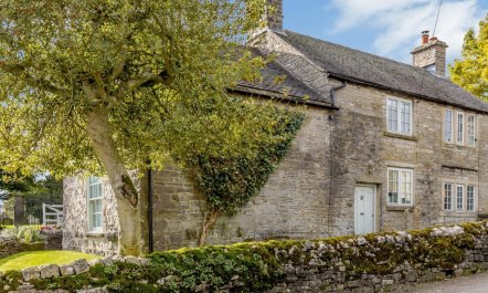 3 Bed in Ashbourne 1