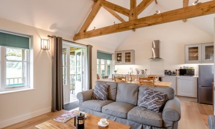 2 Bed in Sherborne 7