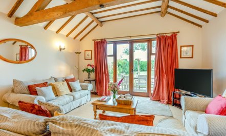 3 Bed in Stratford -upon- Avon 2